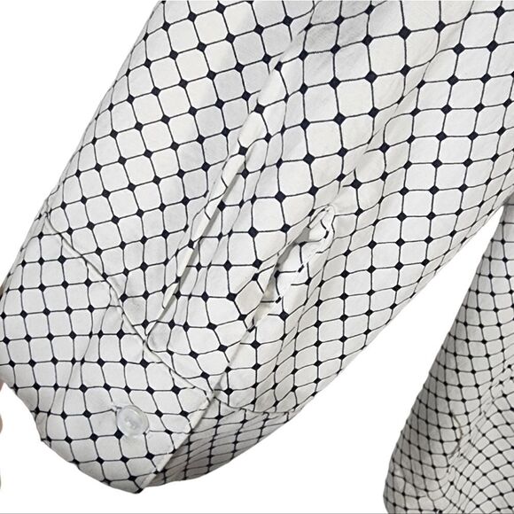 Worthington white and black geometric 3/4 sleeve button down top - Picture 6 of 11